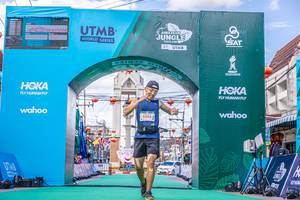 BIB: 3505, 410
                            <button type="button" onclick="openModal(21776622)" class="btn btn-primary btn-sm float-right btn-popup" data-toggle="modal" data-target=".modal-high-quality">
                        <i class="fas fa-shopping-cart"></i> Add to Cart
                    </button>
                                            <button type="button" onclick="isThisMe(21776622, true)" class="btn btn-success btn-sm float-right btn-popup btn-isme hidden" data-toggle="tooltip" data-placement="bottom" title="นี่คือรูปของคุณใช่ไหม คลิกที่นี่เพื่อเอาเข้าอัลบั้ม">
                        <i class="fas fa-plus"></i> Add to album
                    </button>
                    <button type="button" onclick="isThisMe(21776622, false)" class="btn btn-warning btn-sm float-right btn-popup btn-isnotme hidden">
                        <i class="fas fa-ban"></i> Remove from album
                    </button>